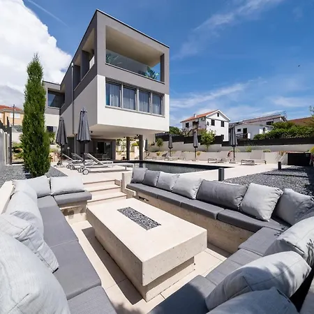 ヴィラ La Tina Lt Croatia *