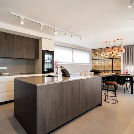 La Tina Lt Croatia ペトルチャネ