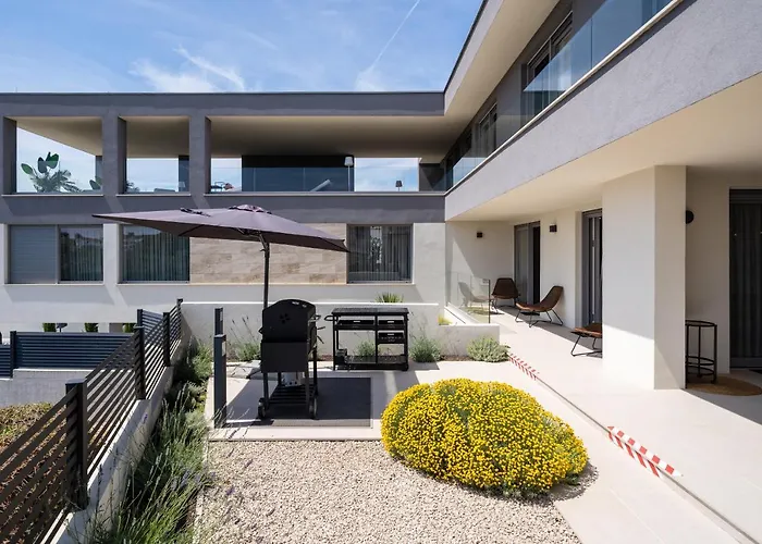 La Tina Lt Croatia Villa