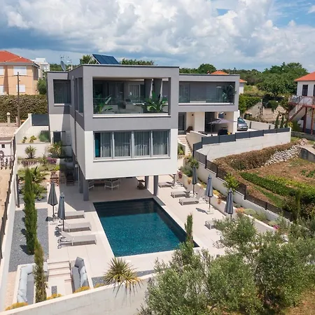 La Tina Lt Croatia * Petrčane